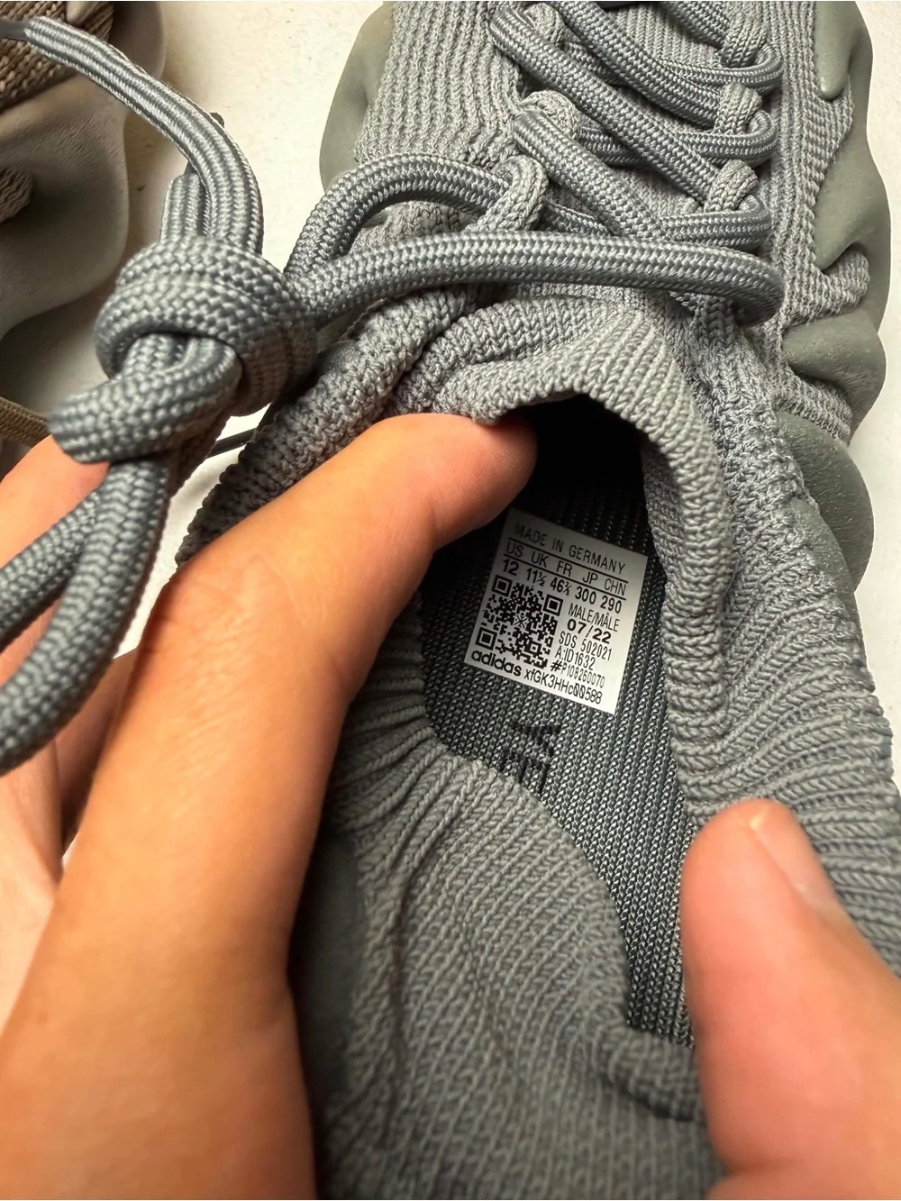 New Mix match Adidas Yeezy 450 Sz 12 not the same shoe